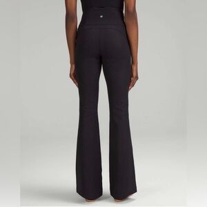 Lululemon Groove Super-High-Rise Flared Pant Nulu Gradiate Geo Emboss Black 2